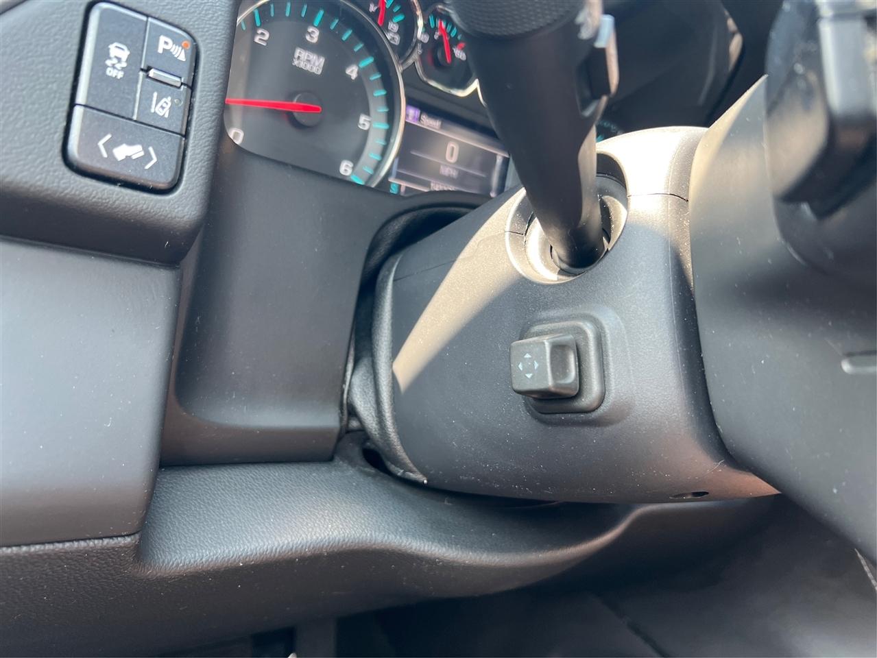 Chevrolet Suburban 4WD 4dr LTZ 2015