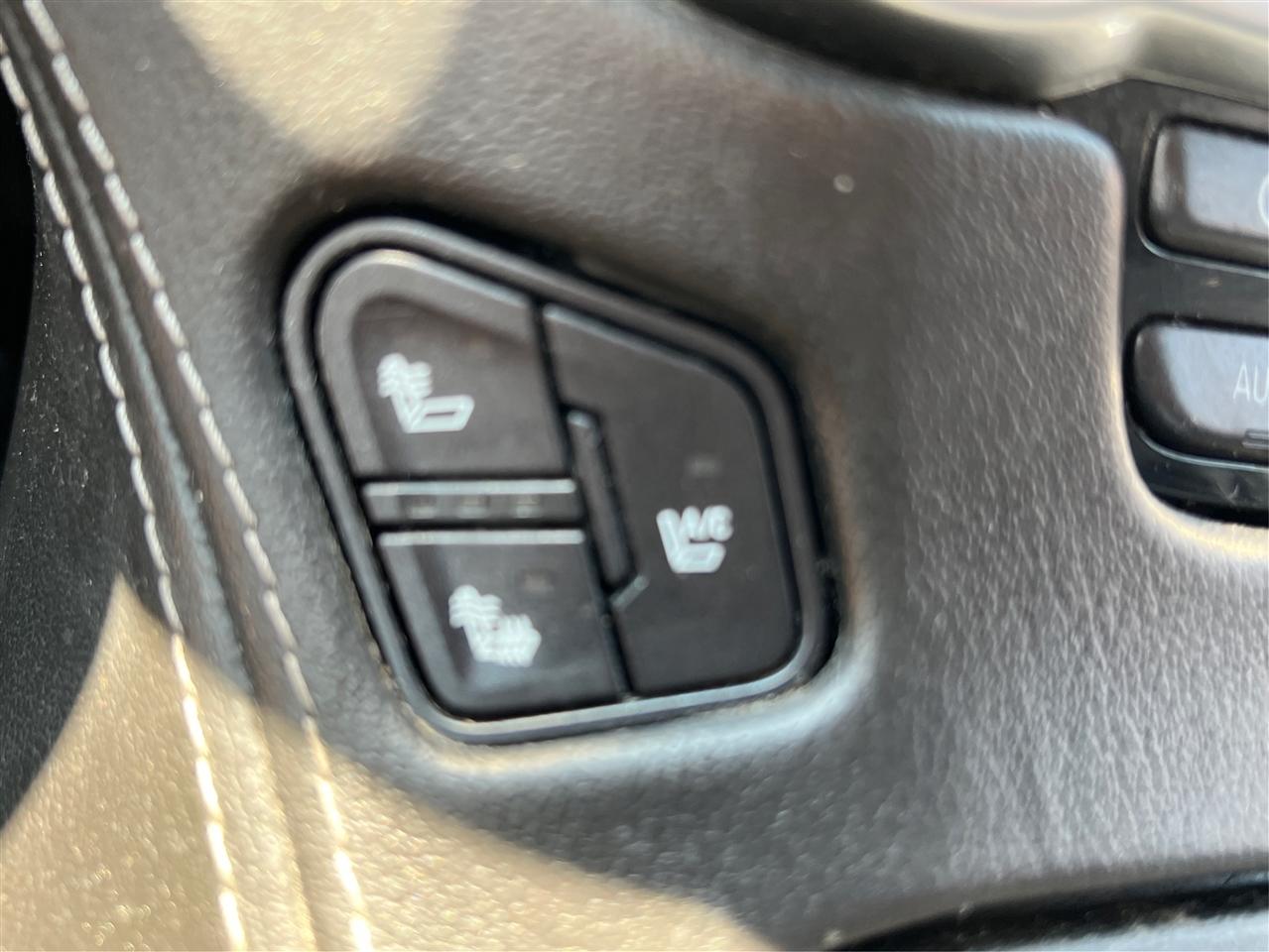 Chevrolet Suburban 4WD 4dr LTZ 2015