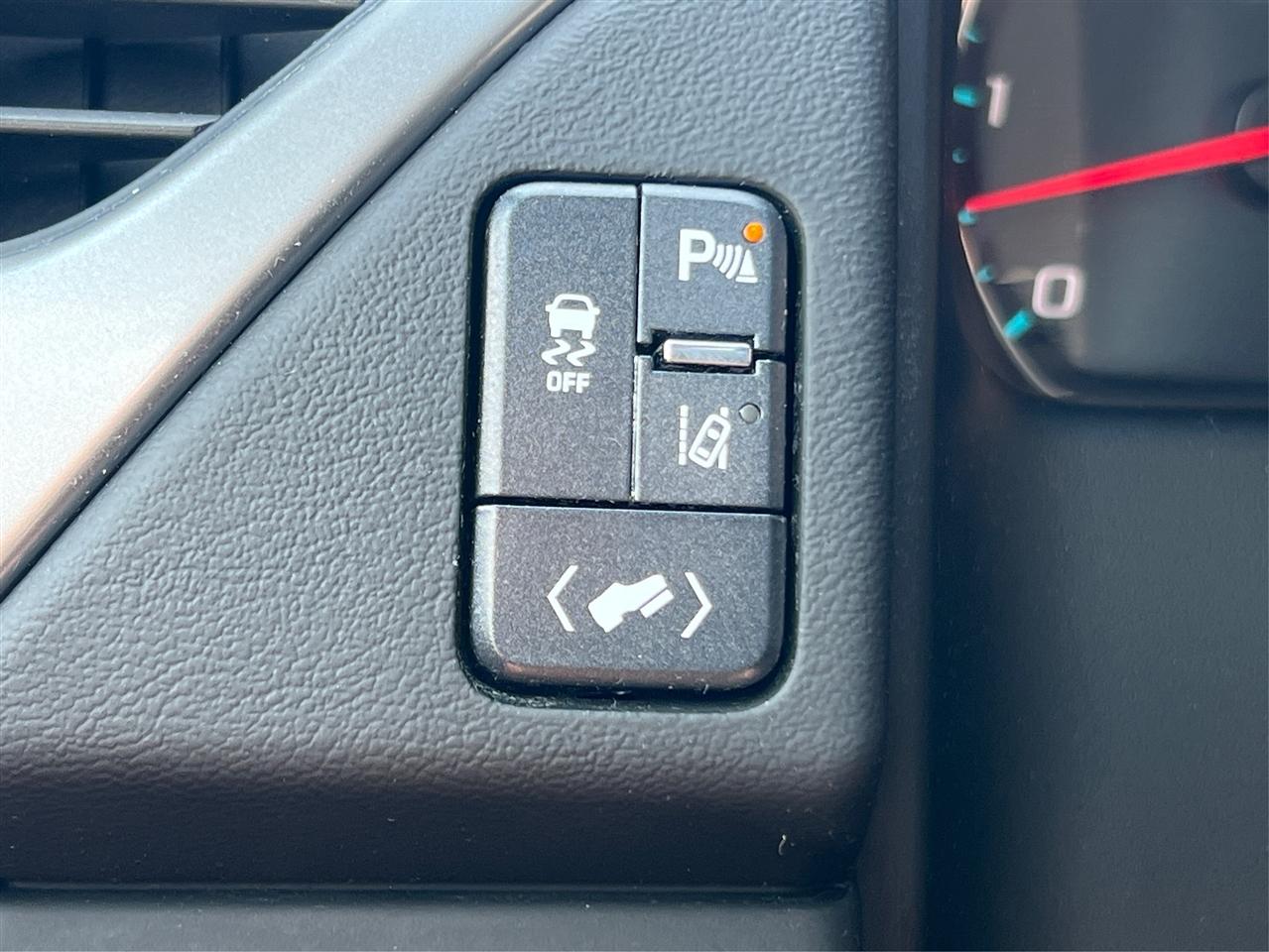 Chevrolet Suburban 4WD 4dr LTZ 2015