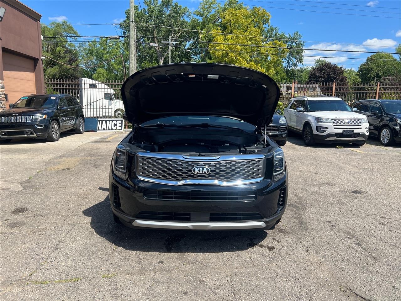 Kia Telluride LX FWD 2020