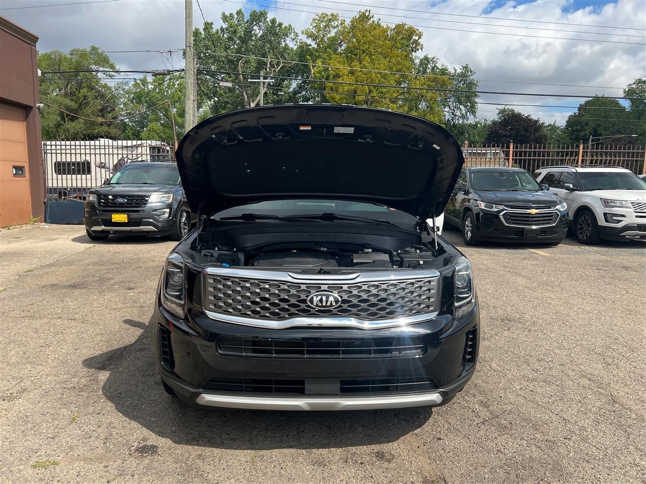 Kia Telluride LX FWD 2020