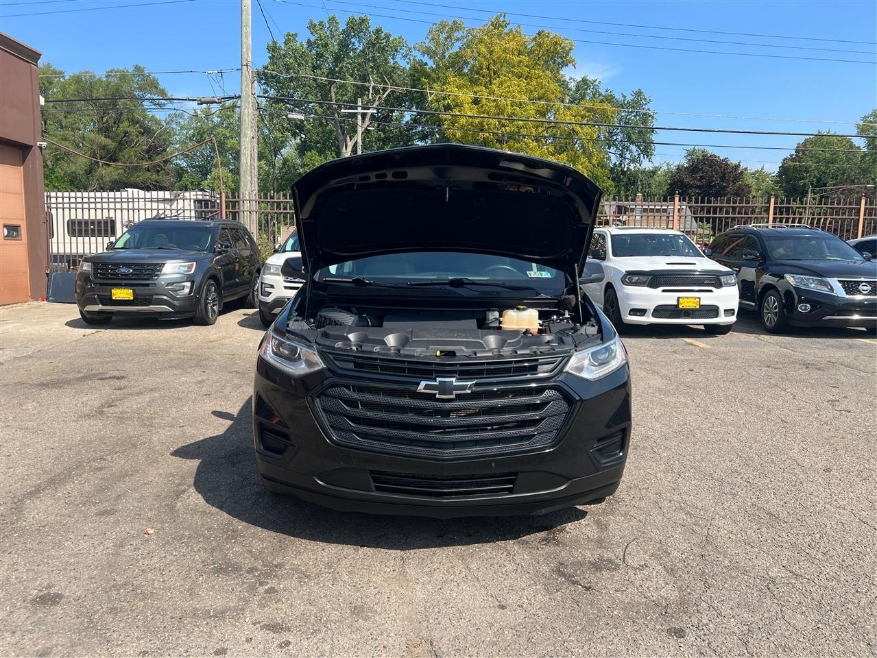 Chevrolet Traverse FWD 4dr LS w/1LS 2021