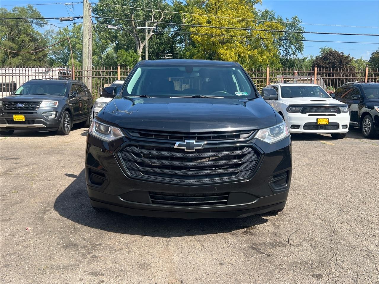 Chevrolet Traverse FWD 4dr LS w/1LS 2021