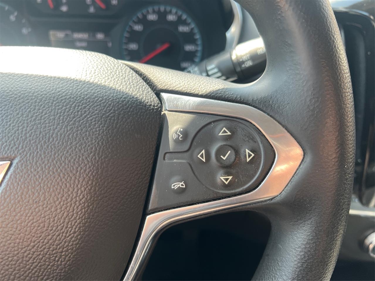 Chevrolet Traverse FWD 4dr LS w/1LS 2021