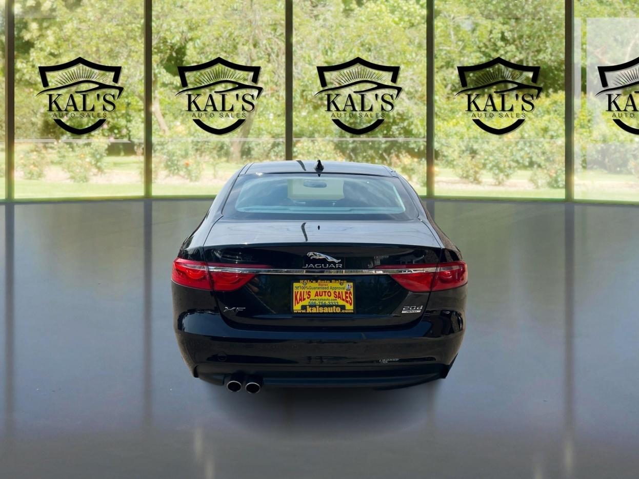 Jaguar XF 20d Premium AWD 2017