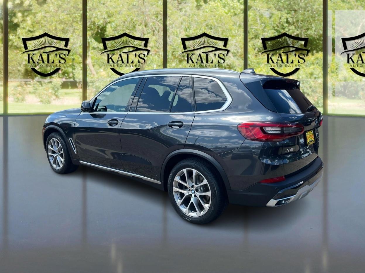 BMW X5 xDrive40i Sports Activity Vehicle 2020