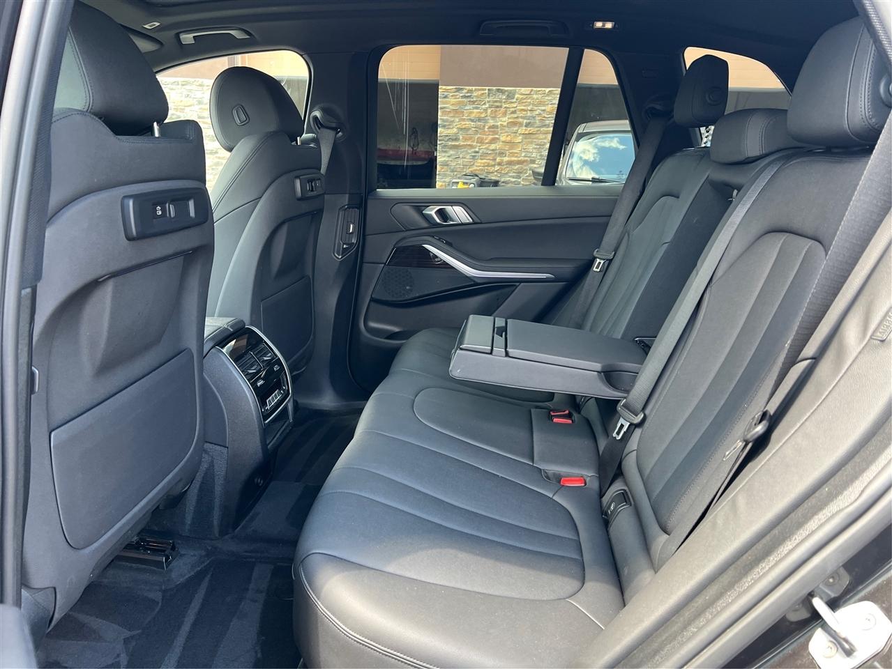 BMW X5 xDrive40i Sports Activity Vehicle 2020