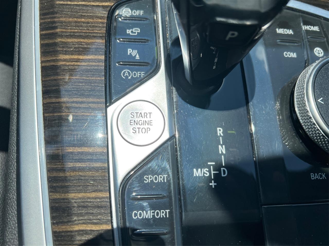 BMW X5 xDrive40i Sports Activity Vehicle 2020