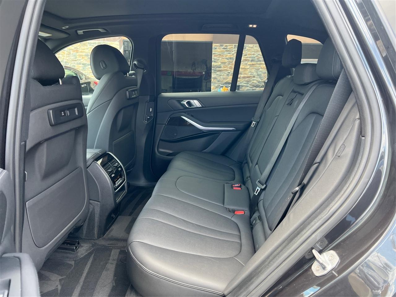 BMW X5 xDrive40i Sports Activity Vehicle 2020