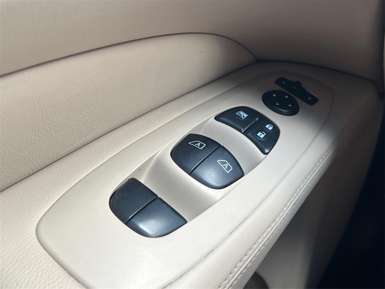 Nissan Pathfinder 4WD 4dr SL 2016