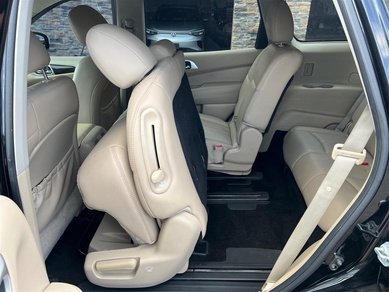 Nissan Pathfinder 4WD 4dr SL 2016