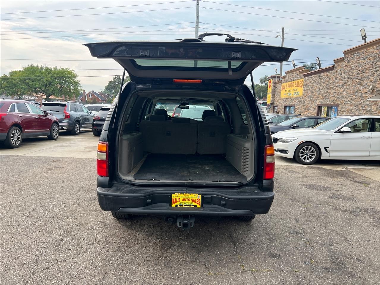 Chevrolet Suburban 4dr 1500 4WD LS 2003