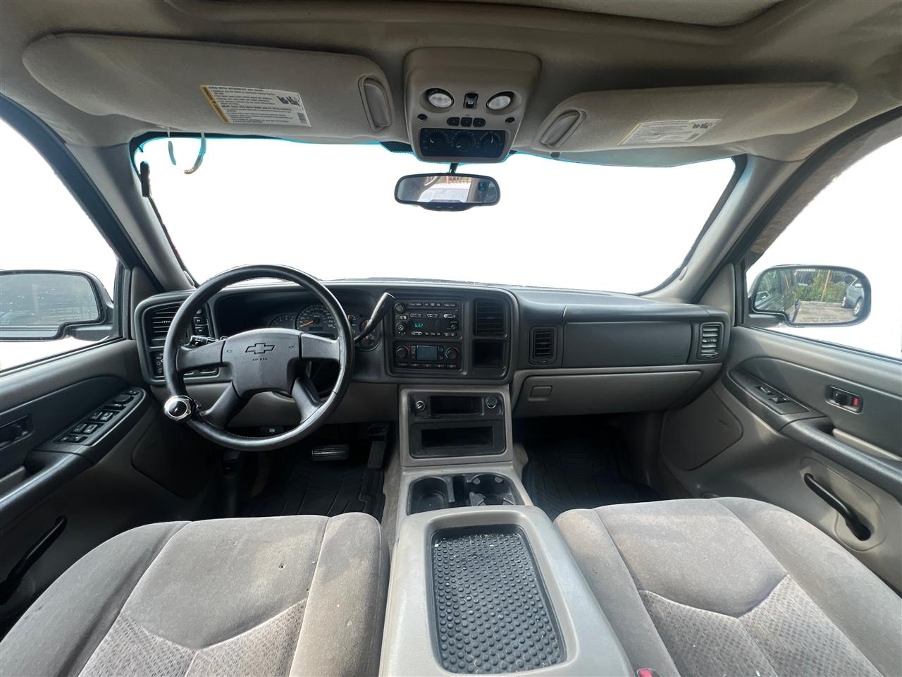 Chevrolet Suburban 4dr 1500 4WD LS 2003