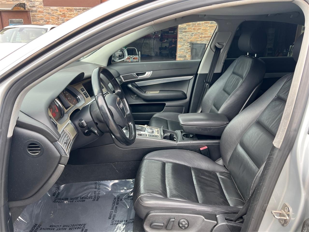 Audi A6 4dr Sdn 3.2L quattro Auto 2005
