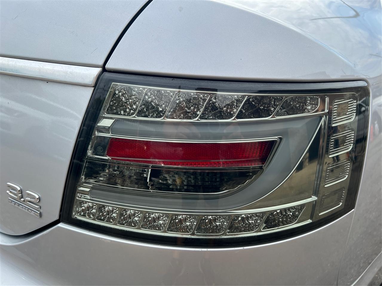 Audi A6 4dr Sdn 3.2L quattro Auto 2005