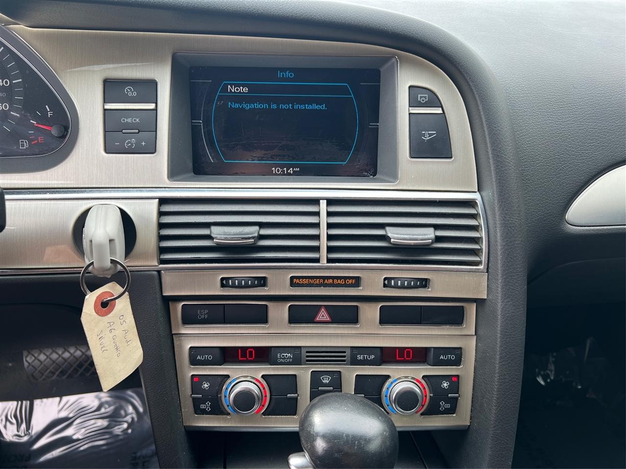 Audi A6 4dr Sdn 3.2L quattro Auto 2005