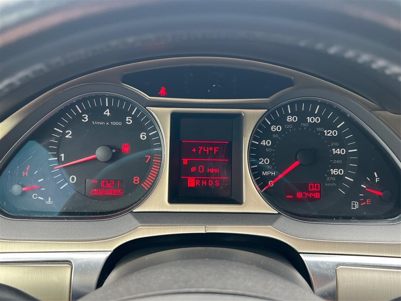 Audi A6 4dr Sdn 3.2L quattro Auto 2005