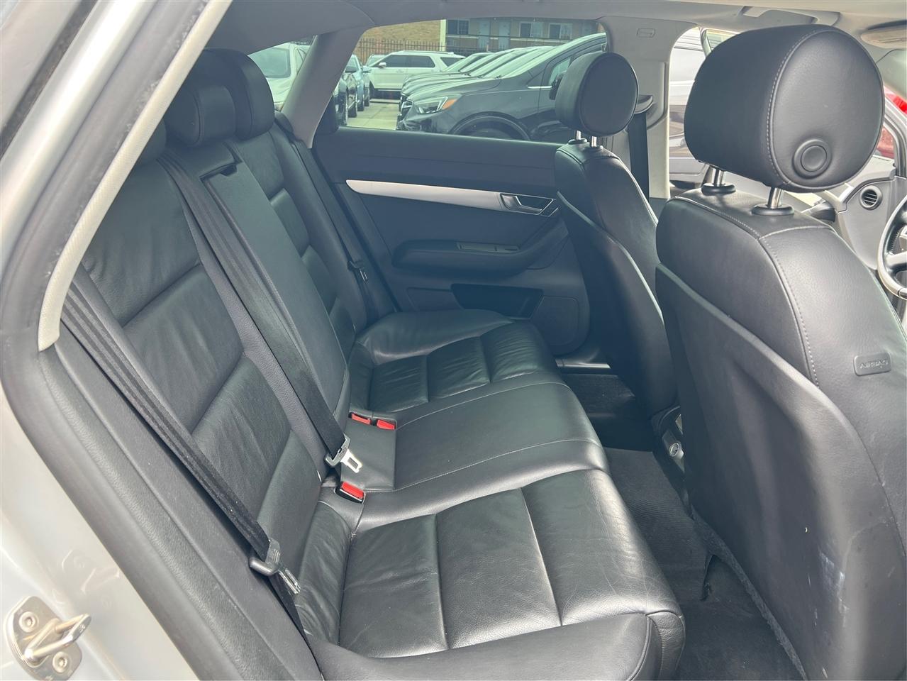 Audi A6 4dr Sdn 3.2L quattro Auto 2005