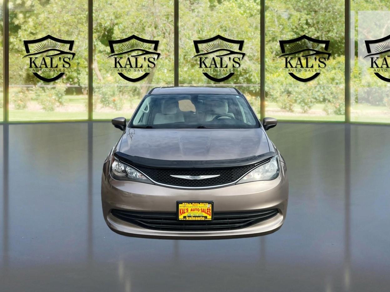 Chrysler Pacifica Touring FWD 2017