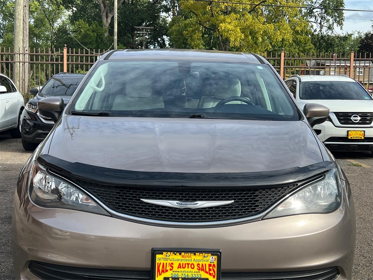 Chrysler Pacifica Touring FWD 2017