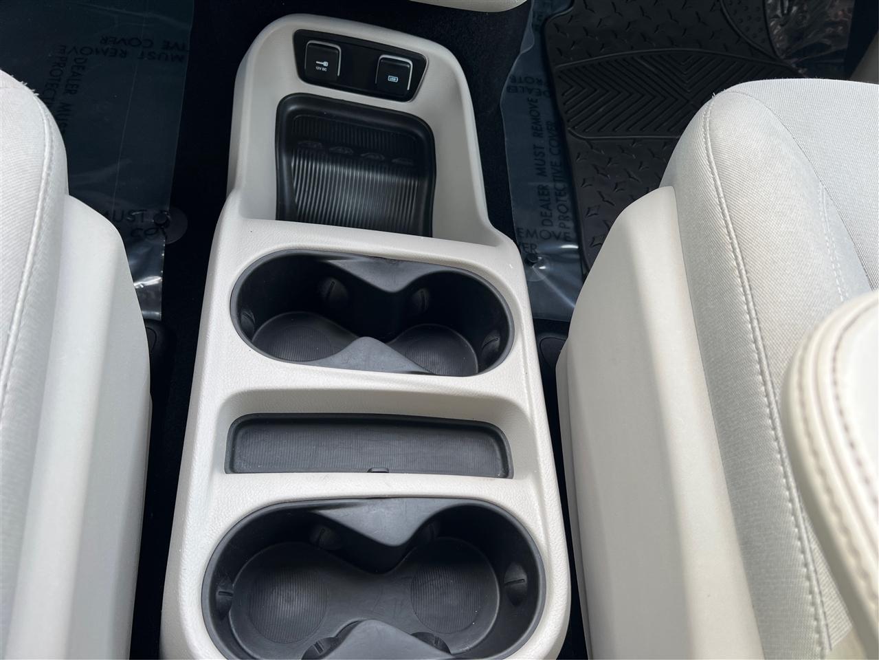 Chrysler Pacifica Touring FWD 2017