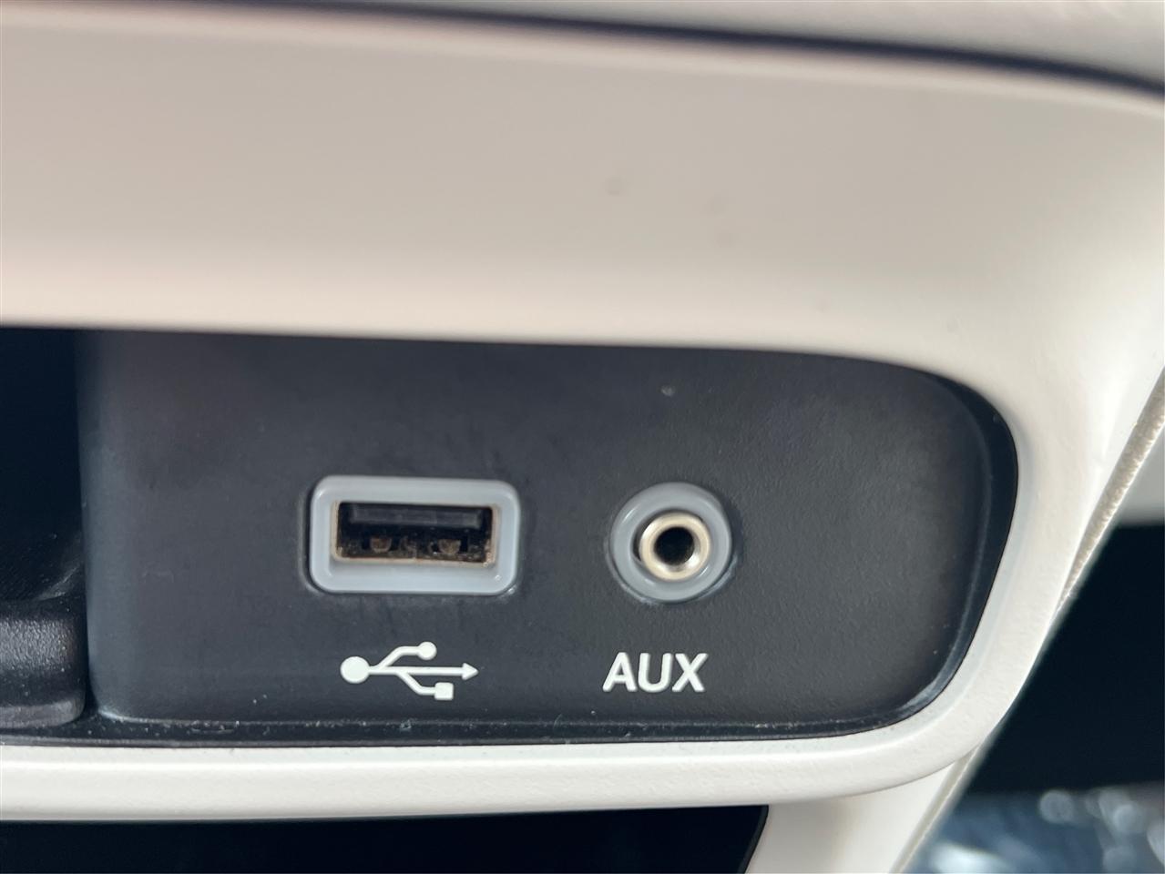 Chrysler Pacifica Touring FWD 2017