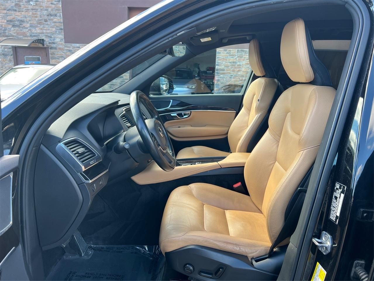 Volvo XC90 T6 AWD Momentum 2019