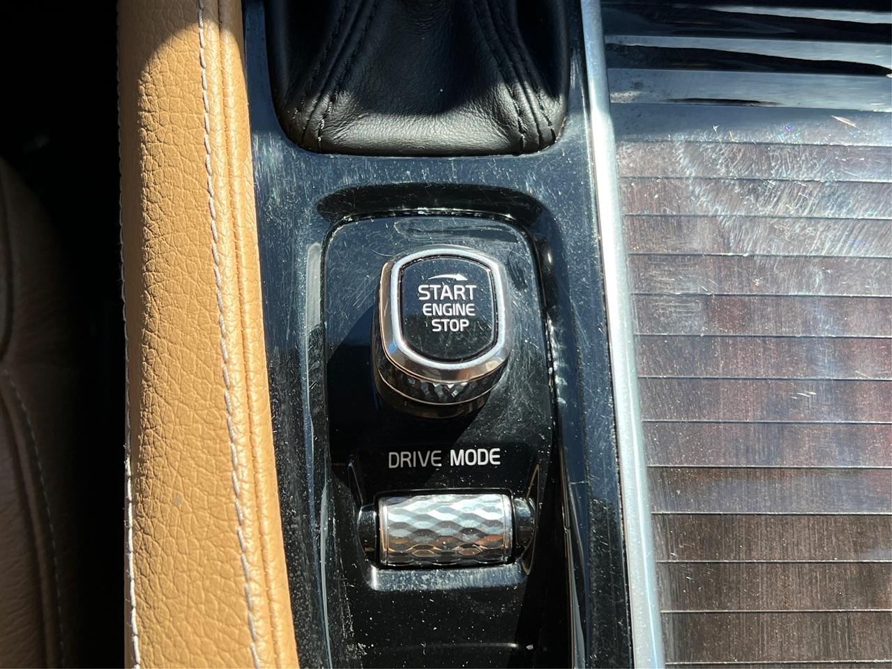 Volvo XC90 T6 AWD Momentum 2019