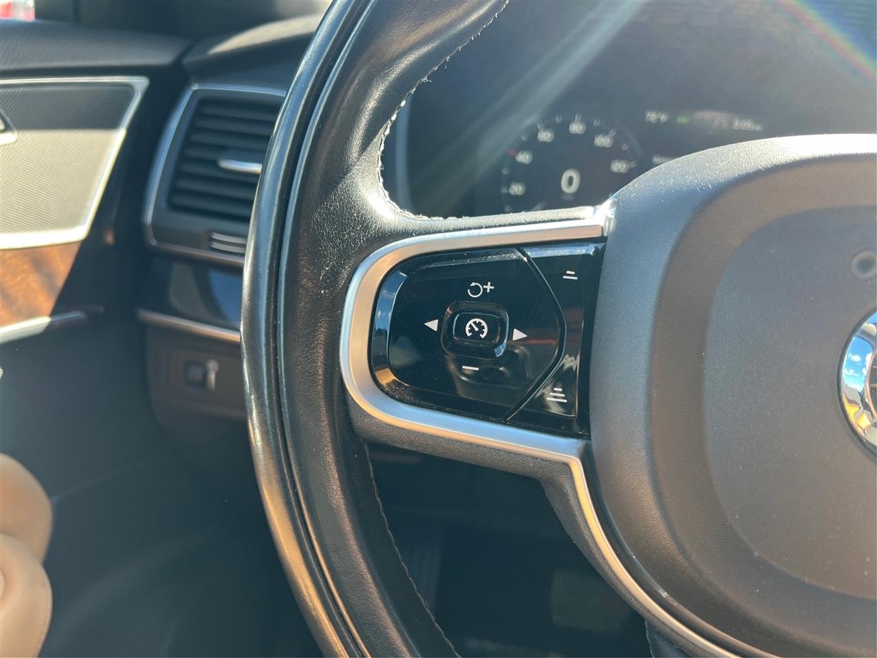 Volvo XC90 T6 AWD Momentum 2019