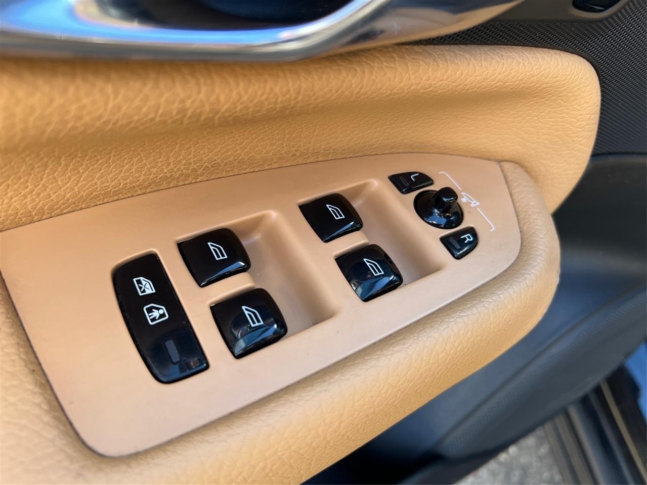 Volvo XC90 T6 AWD Momentum 2019