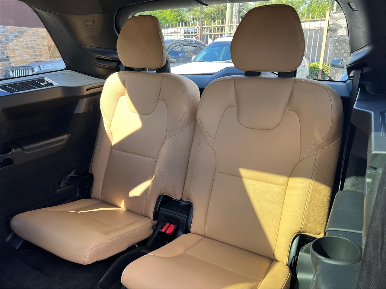 Volvo XC90 T6 AWD Momentum 2019