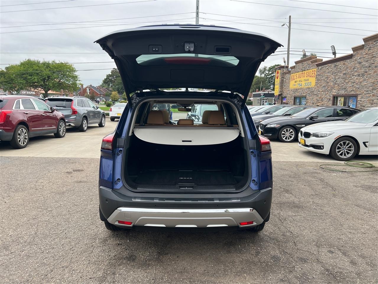 Nissan Rogue AWD Platinum 2022