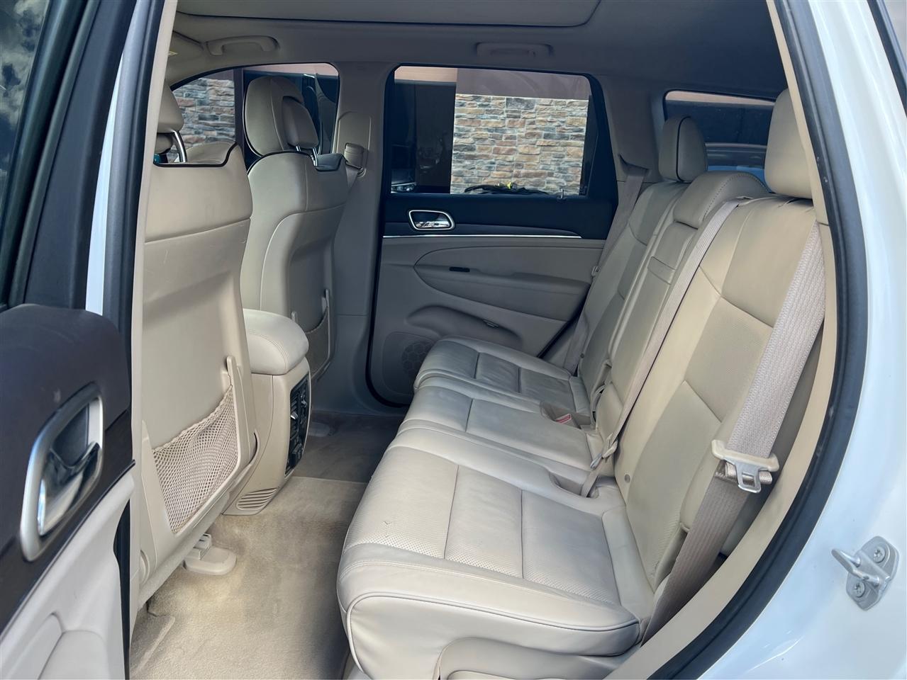 Jeep Grand Cherokee 4WD 4dr Overland 2015
