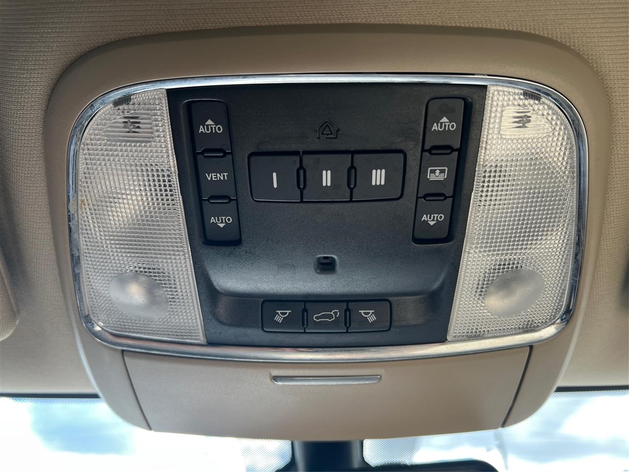 Jeep Grand Cherokee 4WD 4dr Overland 2015