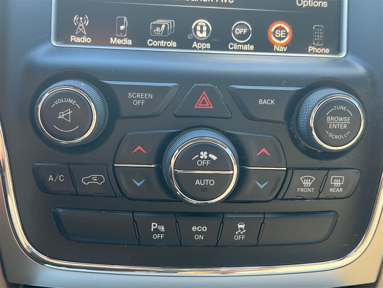 Jeep Grand Cherokee 4WD 4dr Overland 2015