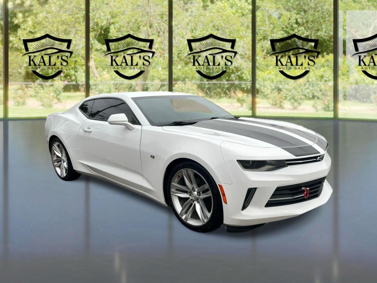 Chevrolet Camaro 2dr Cpe 2LT 2018