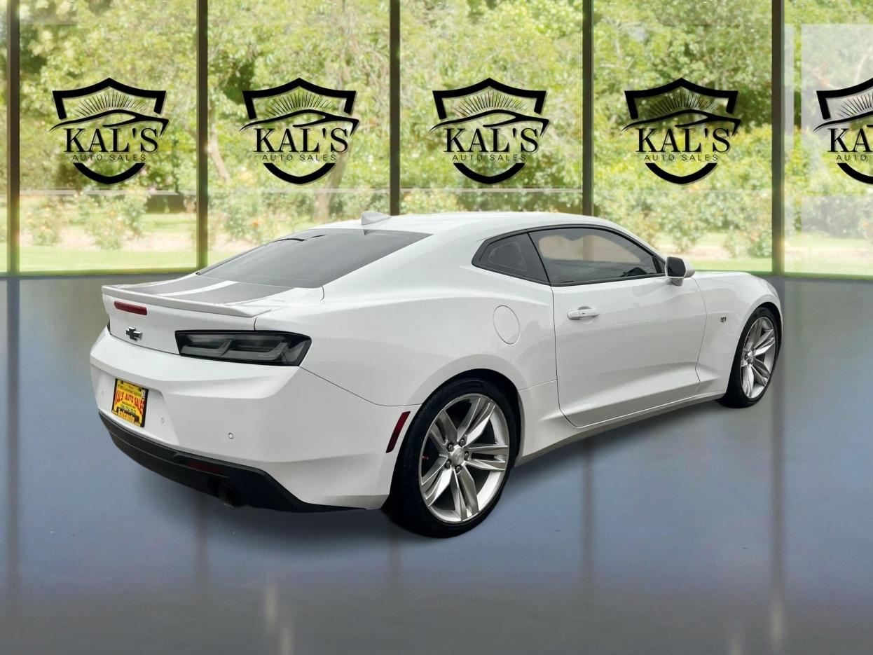 Chevrolet Camaro 2dr Cpe 2LT 2018