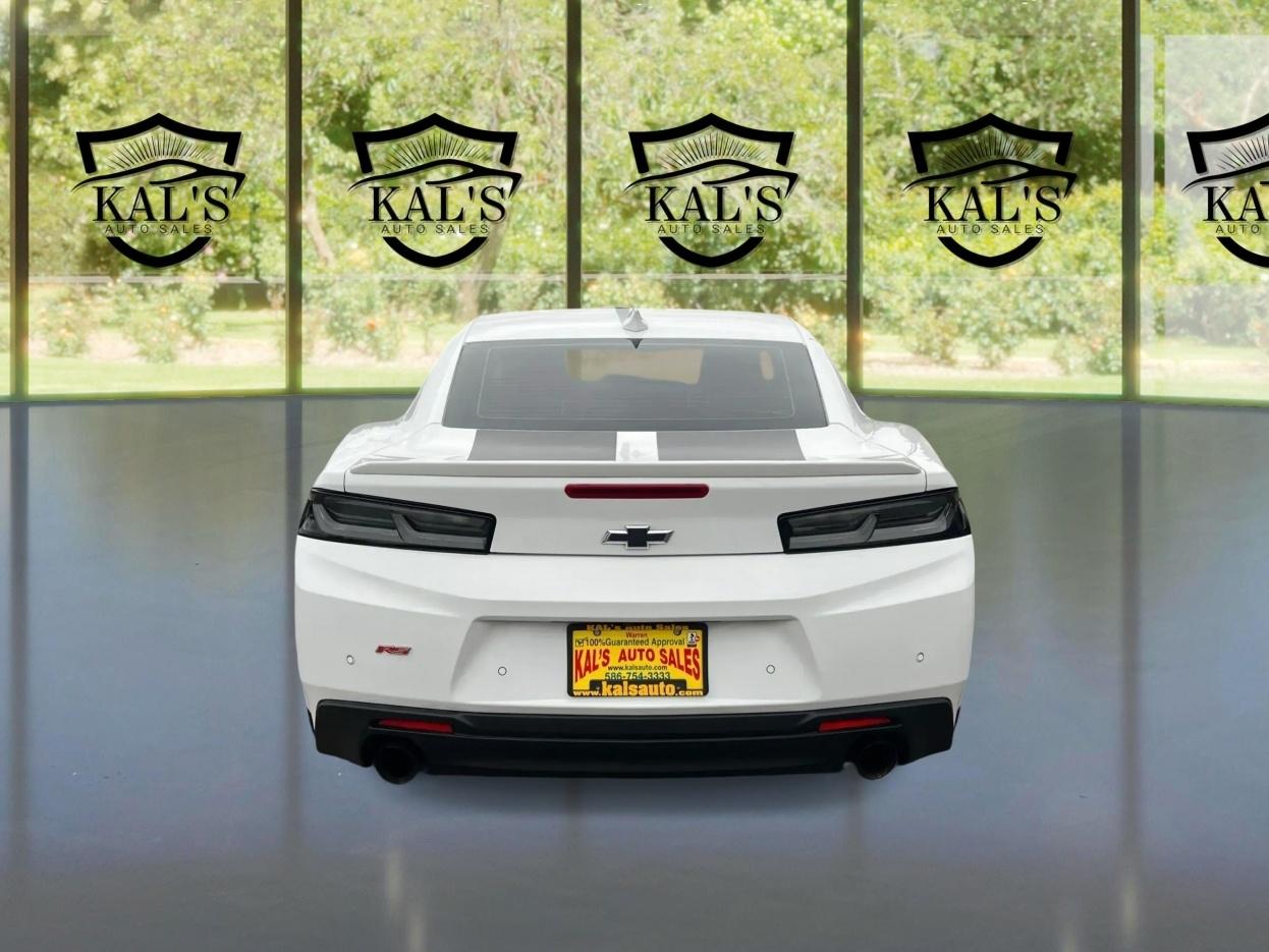 Chevrolet Camaro 2dr Cpe 2LT 2018