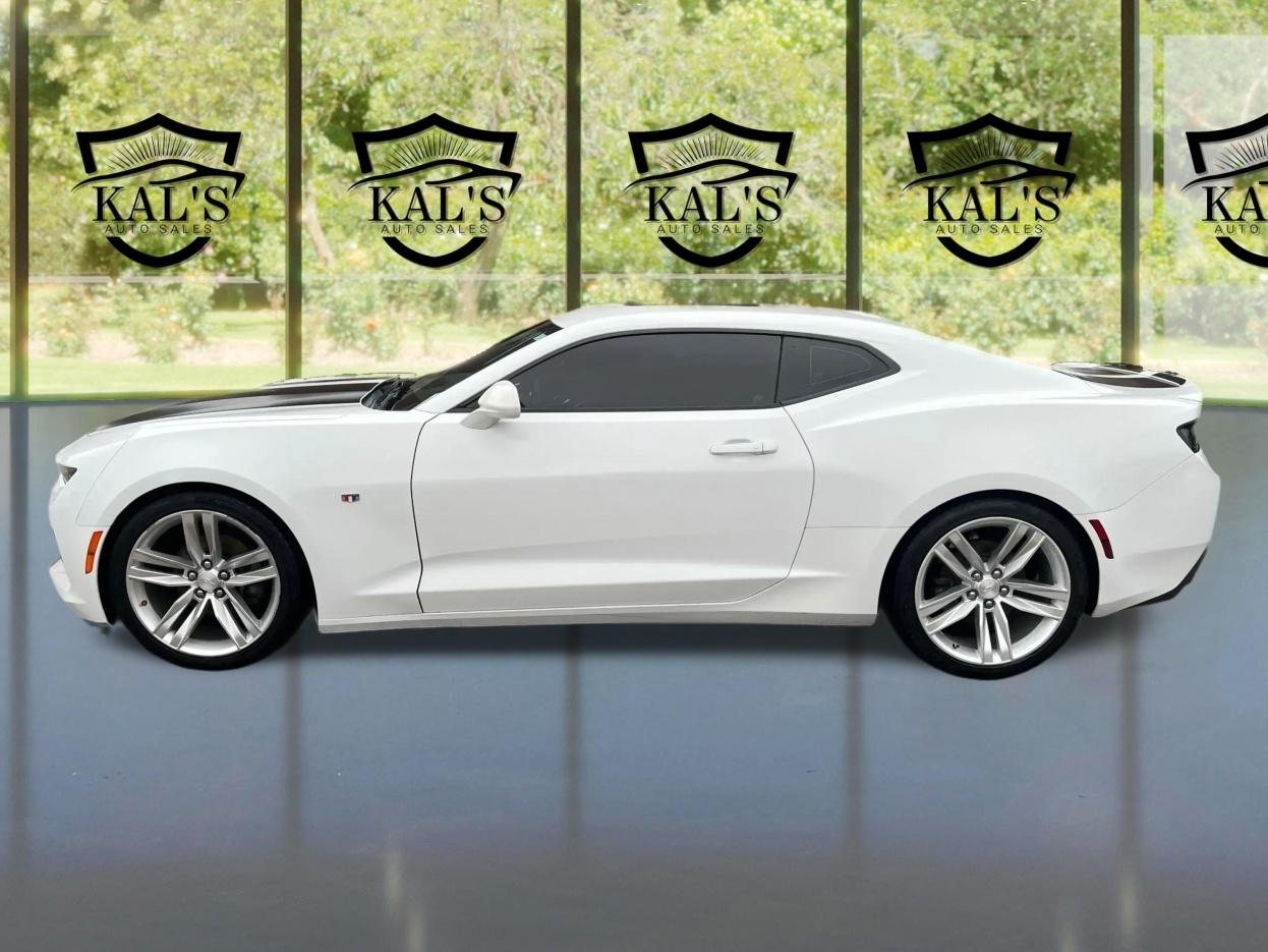 Chevrolet Camaro 2dr Cpe 2LT 2018