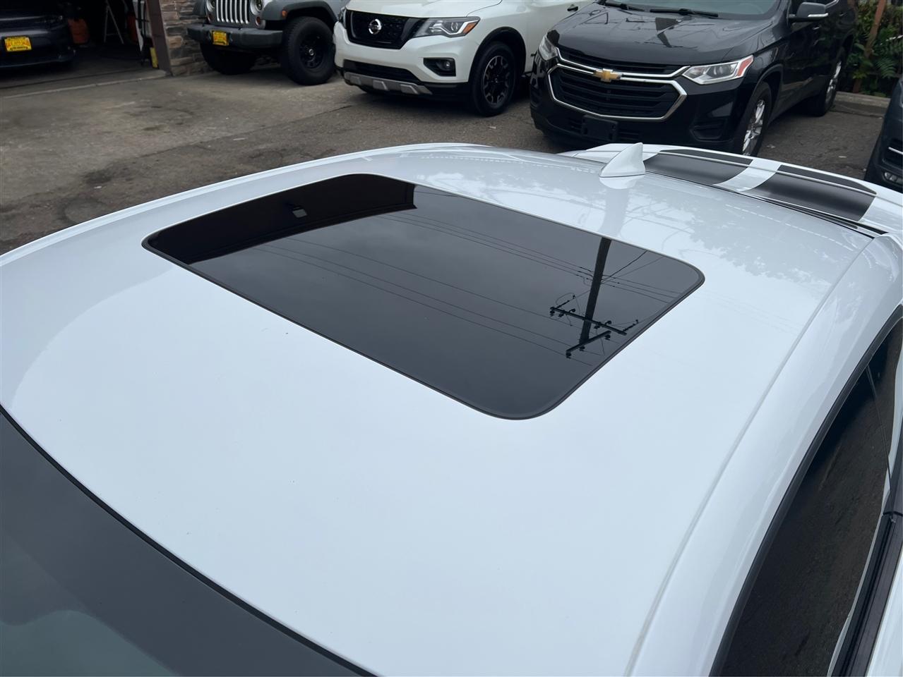 Chevrolet Camaro 2dr Cpe 2LT 2018