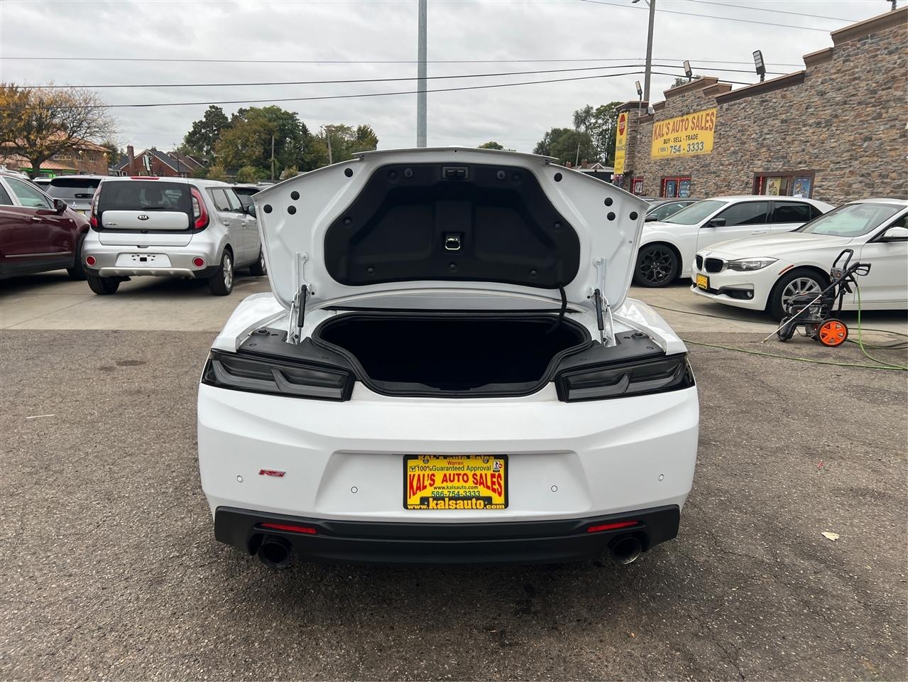 Chevrolet Camaro 2dr Cpe 2LT 2018