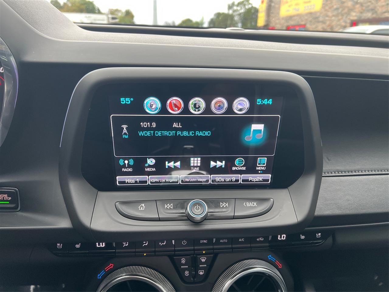 Chevrolet Camaro 2dr Cpe 2LT 2018