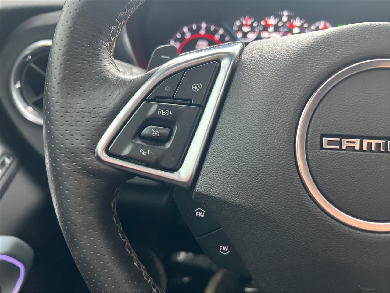 Chevrolet Camaro 2dr Cpe 2LT 2018