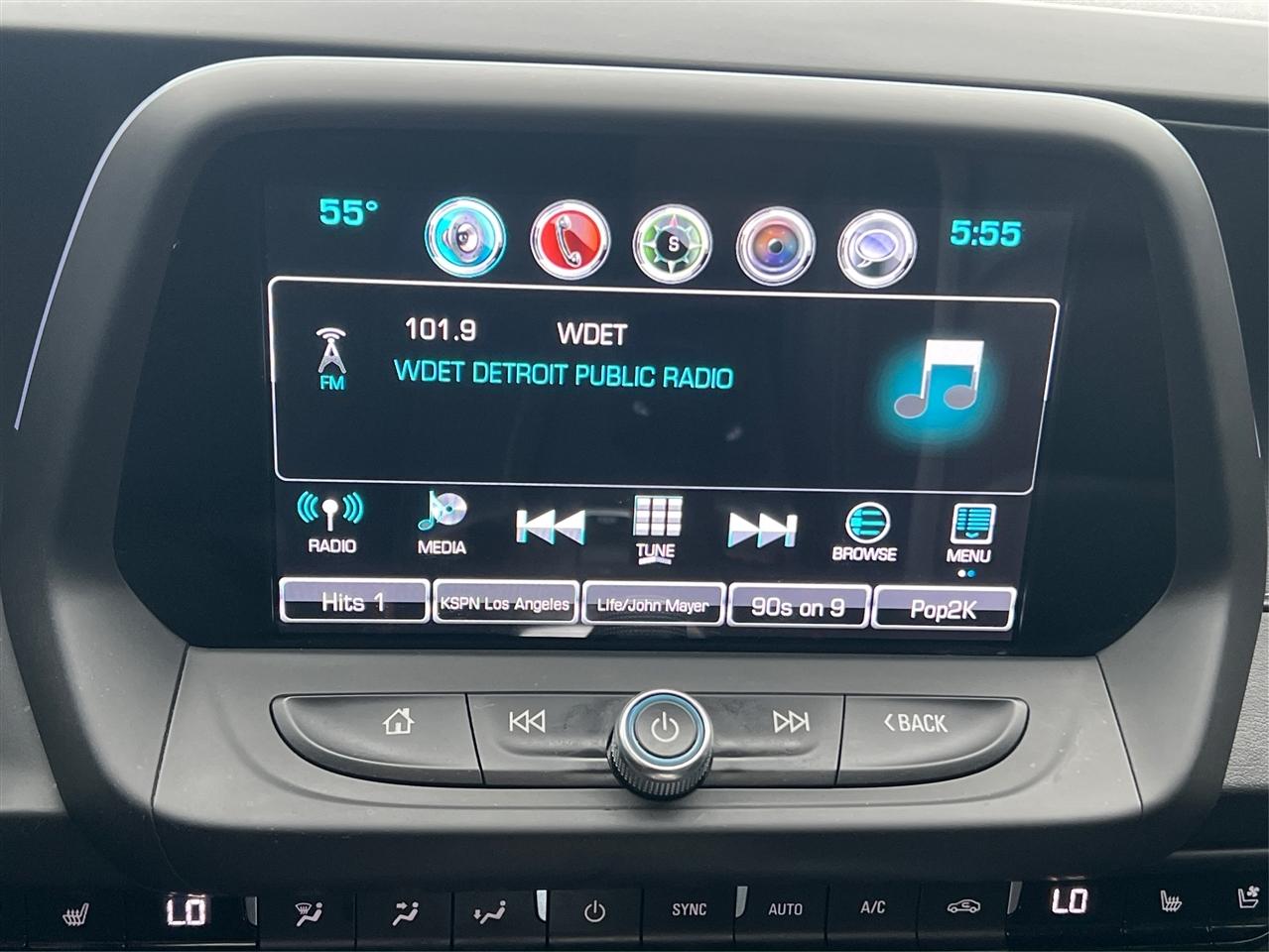 Chevrolet Camaro 2dr Cpe 2LT 2018