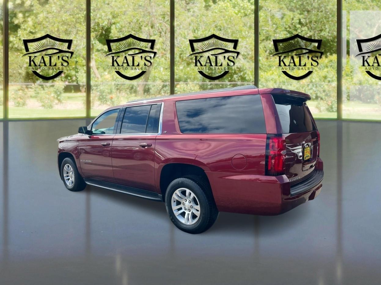 Chevrolet Suburban 4WD 4dr 1500 LT 2016