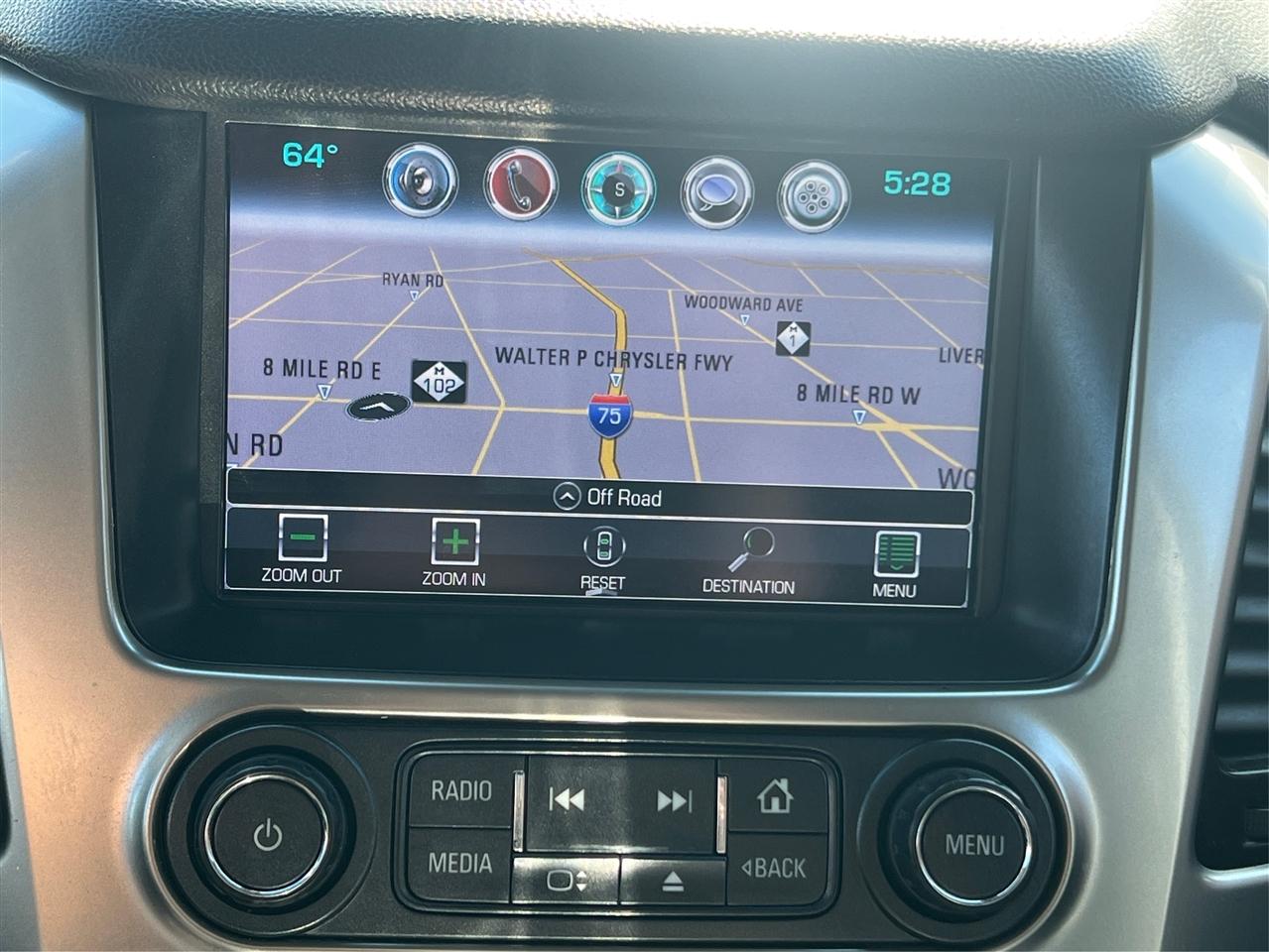 Chevrolet Suburban 4WD 4dr 1500 LT 2016