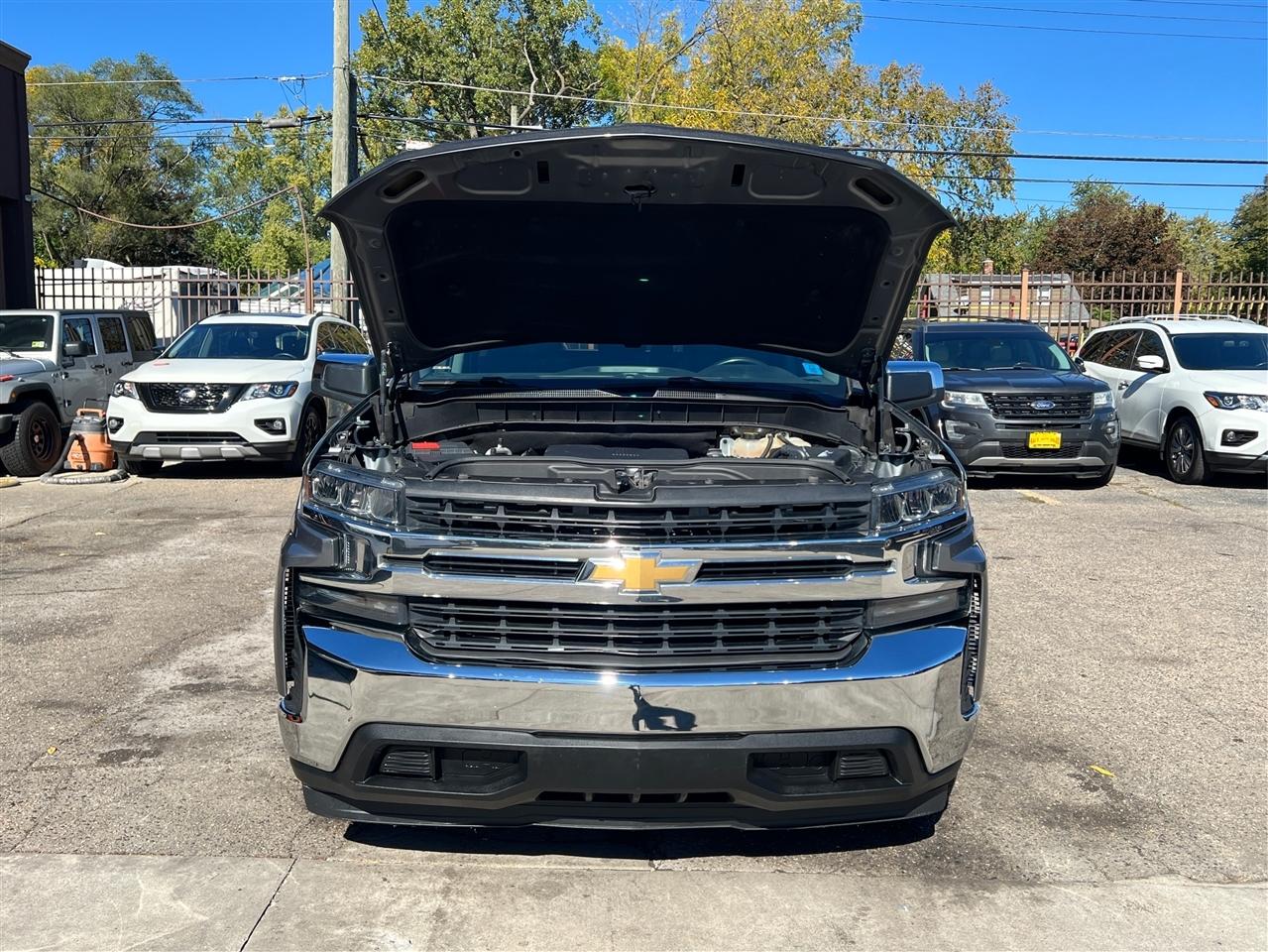Chevrolet Silverado 1500 2WD Crew Cab 147" LT 2020