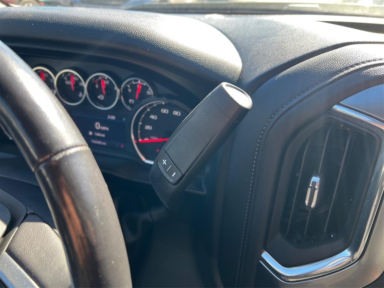 Chevrolet Silverado 1500 2WD Crew Cab 147" LT 2020