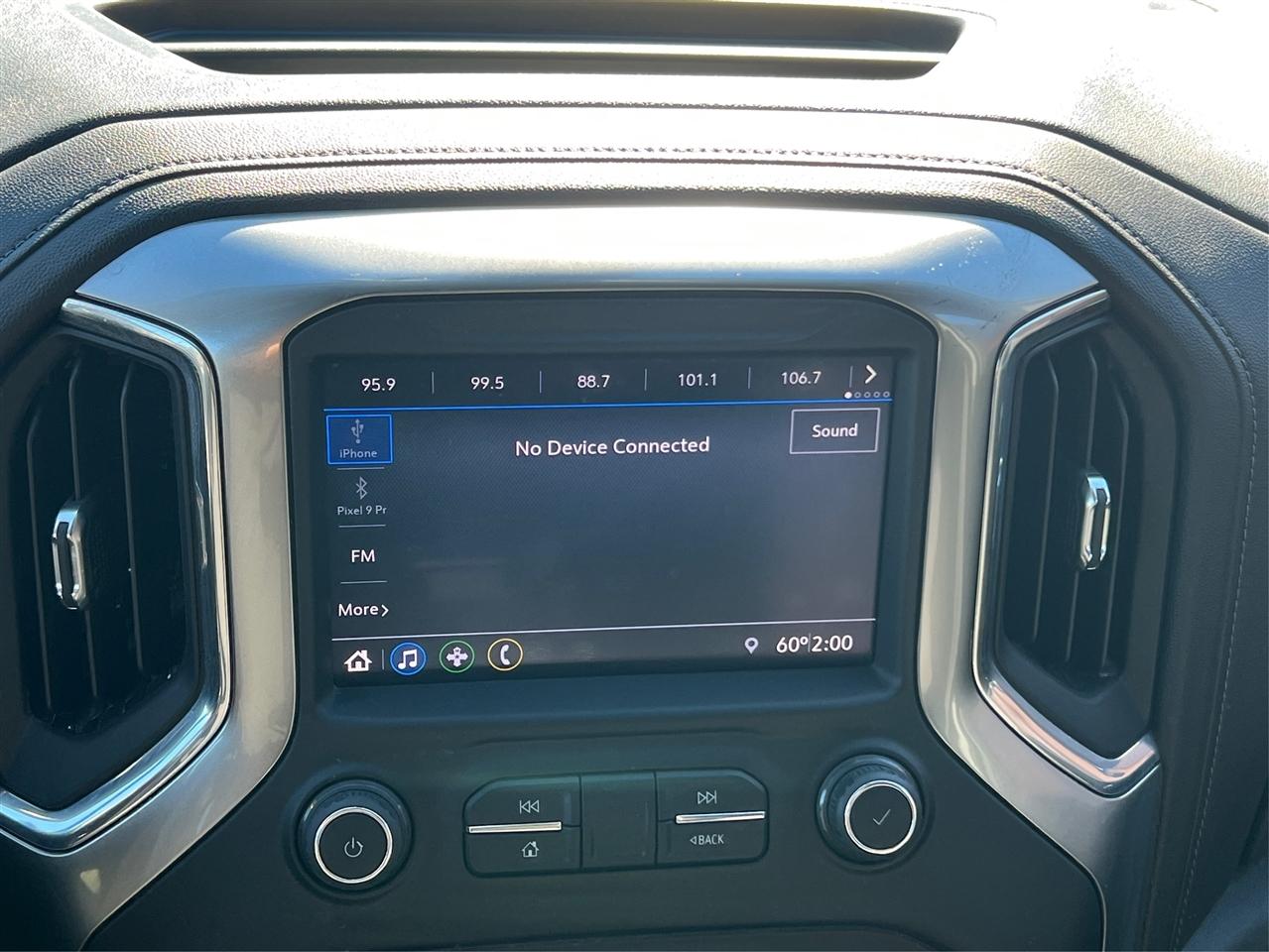 Chevrolet Silverado 1500 2WD Crew Cab 147" LT 2020