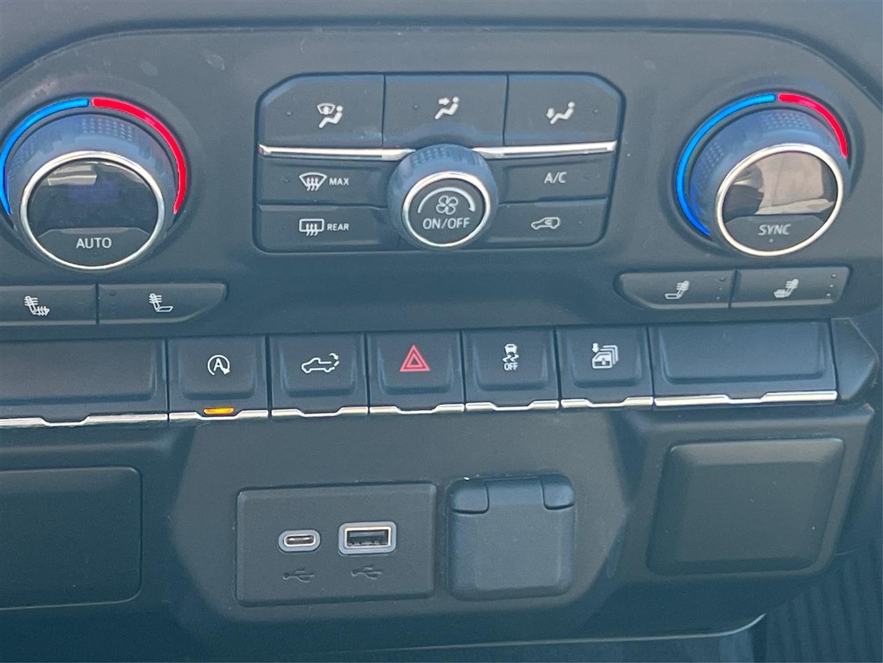 Chevrolet Silverado 1500 2WD Crew Cab 147" LT 2020